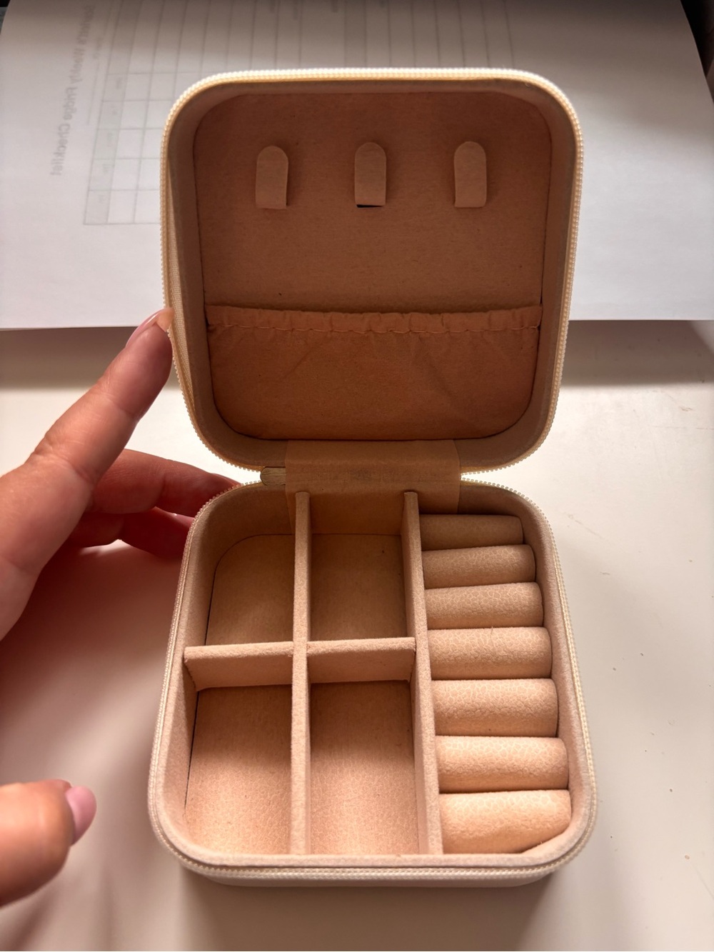 Travel Jewelry Case in Light Beige